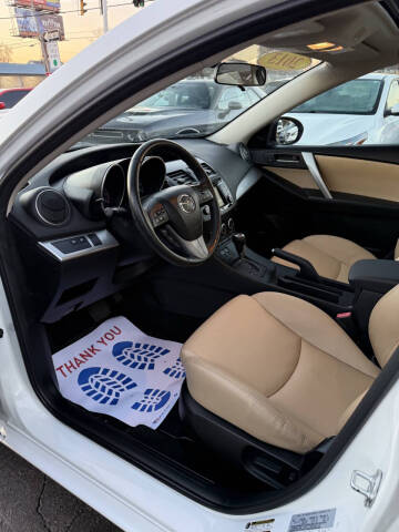 2013 Mazda MAZDA3 i Grand Touring