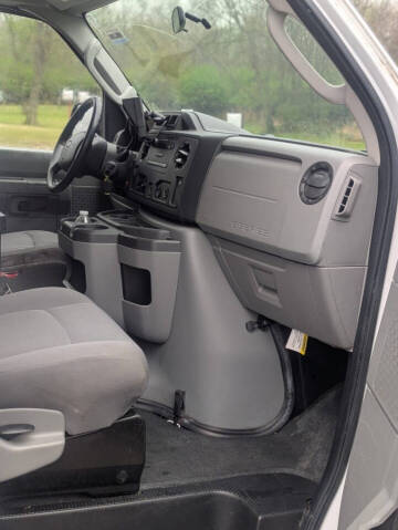 2014 Ford E-Series