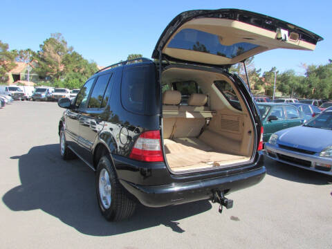 2000 Mercedes-Benz M-Class ML 320