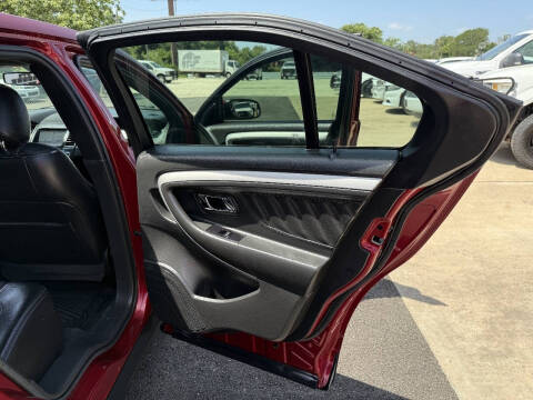2017 Ford Taurus SEL