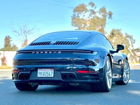 2020 Porsche 911 Carrera 4S