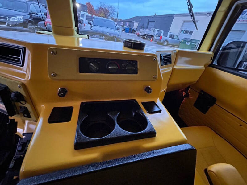 2000 AM General Hummer Wagon