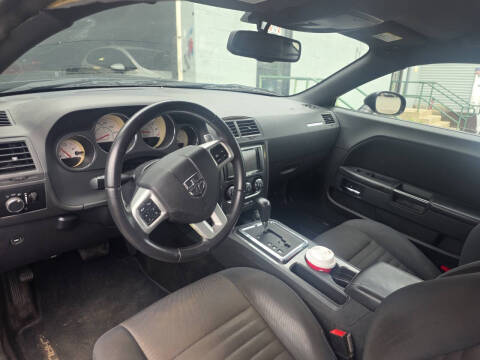 2013 Dodge Challenger SXT