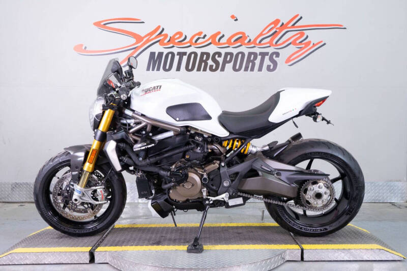 2016 Ducati Monster 1200 S