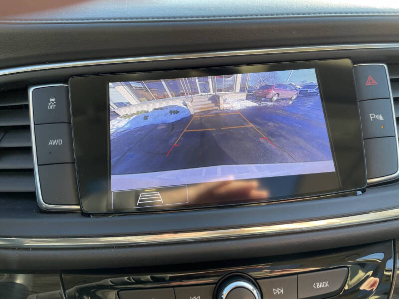 2021 Buick Enclave Essence