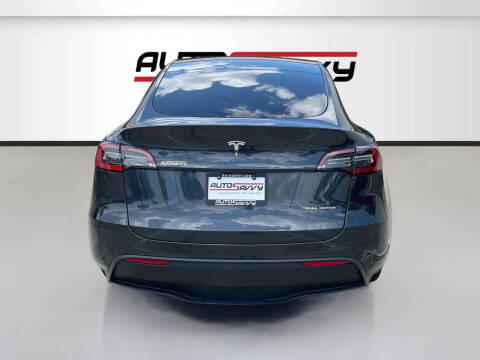 2024 Tesla Model Y Long Range