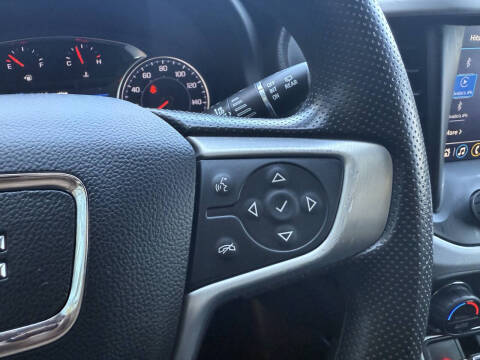 2022 GMC Acadia SLE