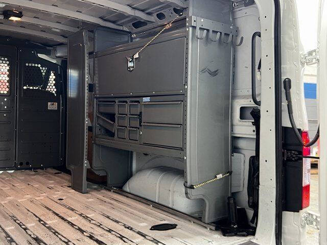2021 Nissan NV