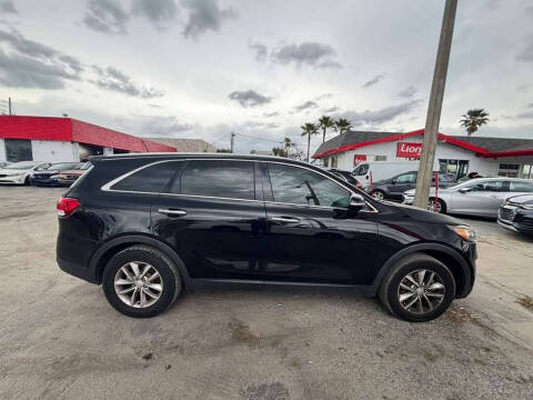 2017 Kia Sorento LX