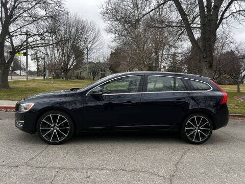 2017 Volvo V60 T5 Platinum