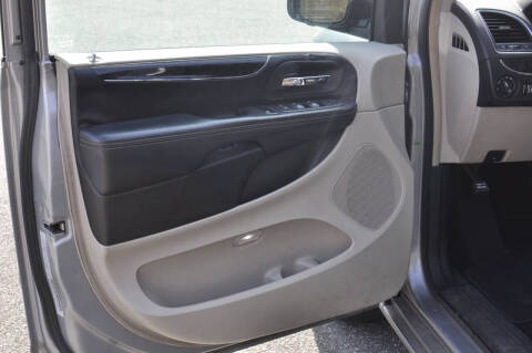 2015 Chrysler Town and Country Touring