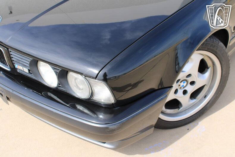1991 BMW M5