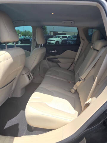 2020 Jeep Cherokee Latitude