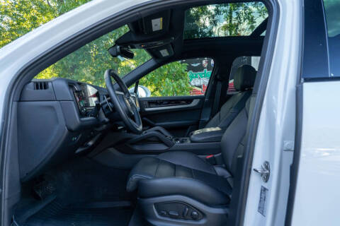 2025 Porsche Cayenne