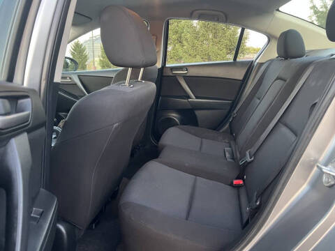 2010 Mazda MAZDA3 i Touring