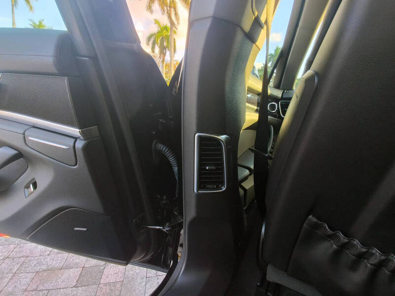 2016 Porsche Panamera S E-Hybrid