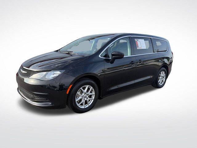 2022 Chrysler Voyager LX