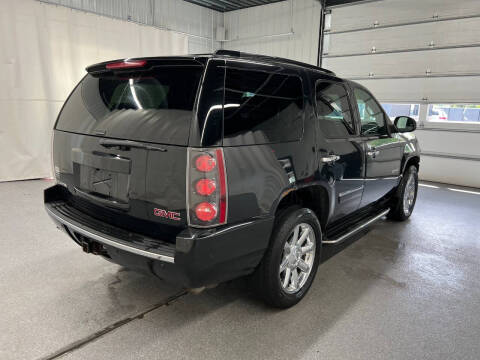2011 GMC Yukon Denali