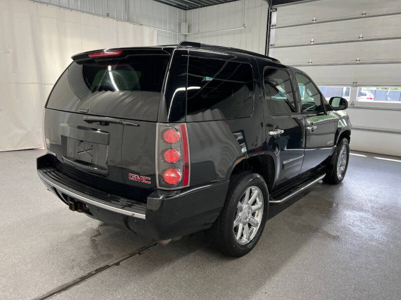 2011 GMC Yukon Denali