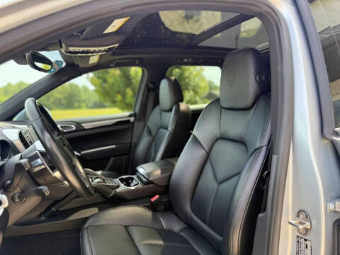 2018 Porsche Cayenne Platinum Edition