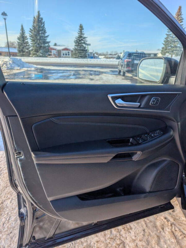 2016 Ford Edge Titanium