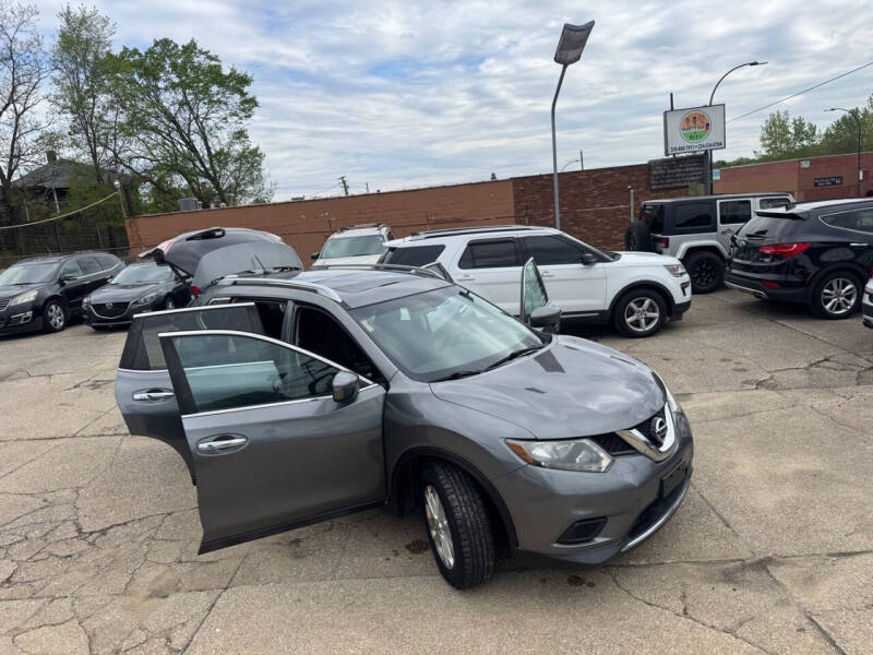 2016 Nissan Rogue SV