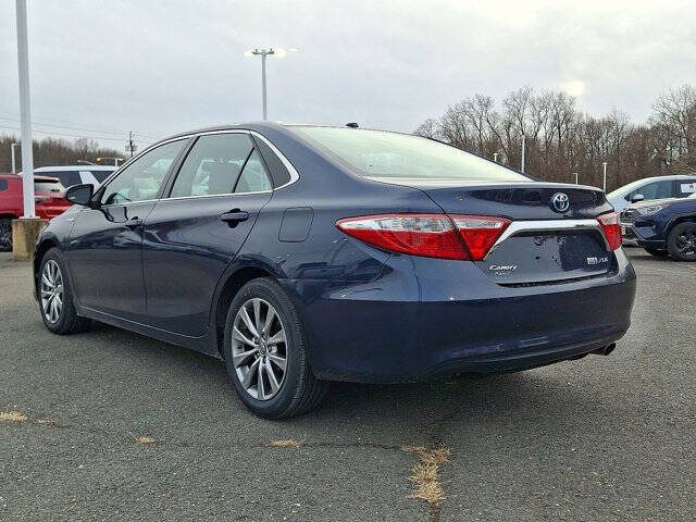 2016 Toyota Camry Hybrid XLE