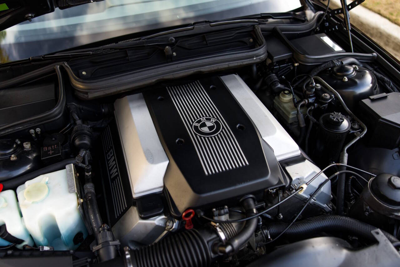 1997 BMW 8 Series 41