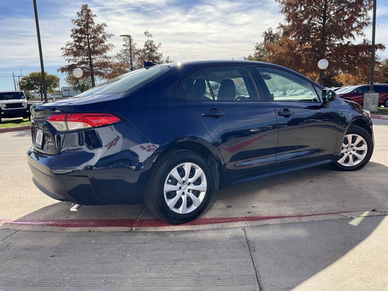 2025 Toyota Corolla Hybrid LE