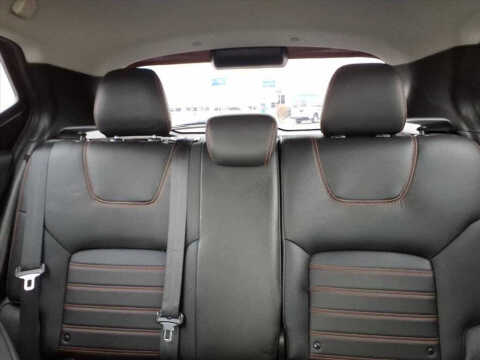 2019 Nissan Kicks SR