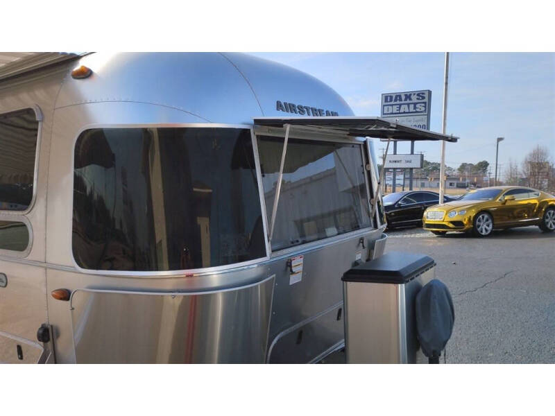 2018 Airstream GLOBETROTTER -