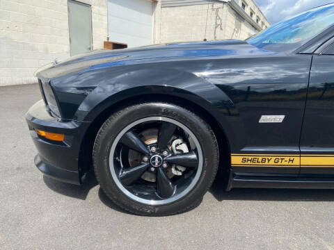 2007 Ford Mustang GT Deluxe
