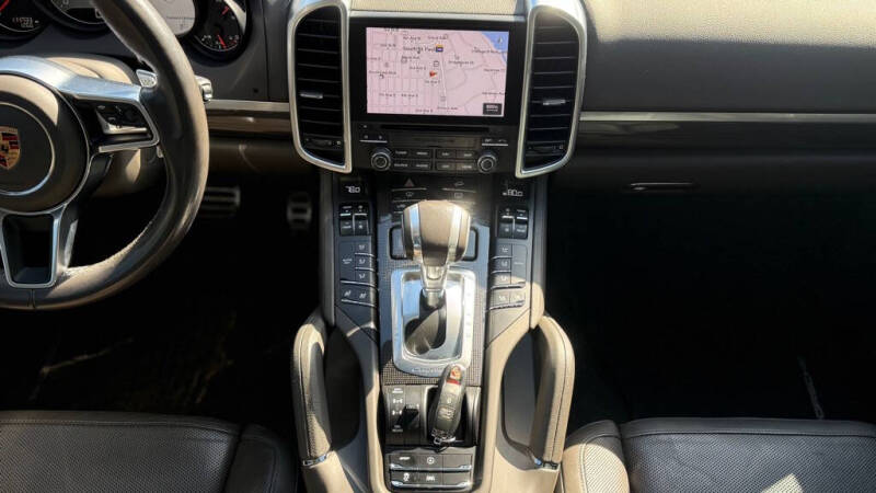 2017 Porsche Cayenne S