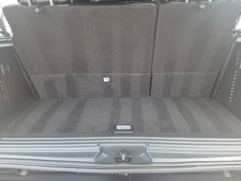 2016 Lincoln Navigator Select