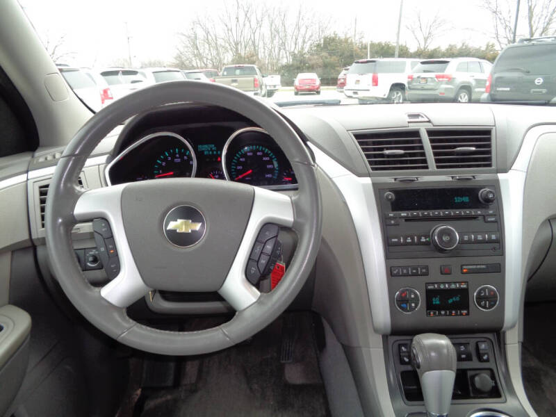 2011 Chevrolet Traverse LT