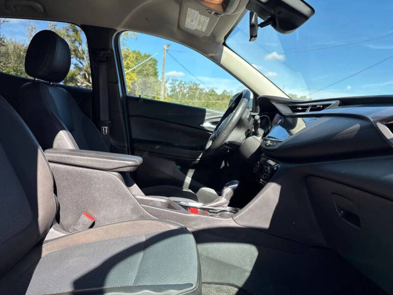2022 Buick Encore GX Select