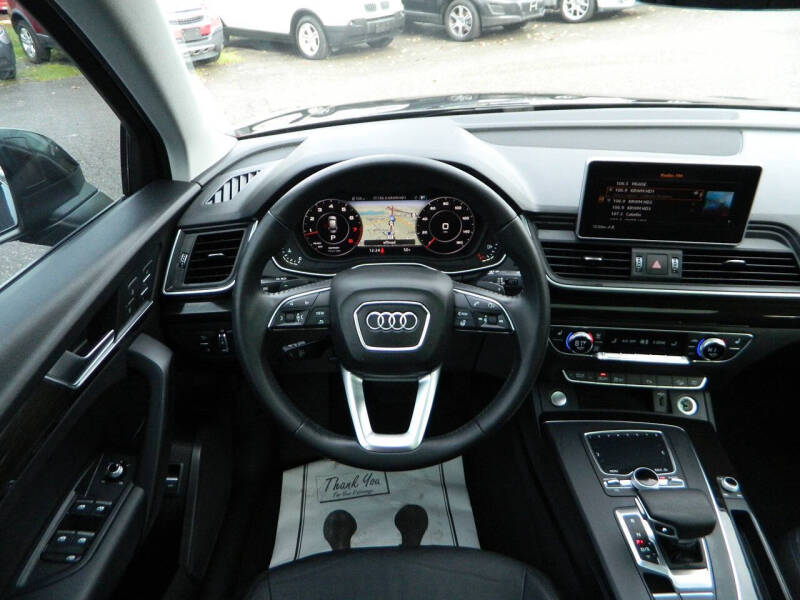 2018 Audi Q5 2.0T quattro Premium Plus