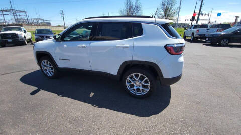 2024 Jeep Compass Latitude Lux