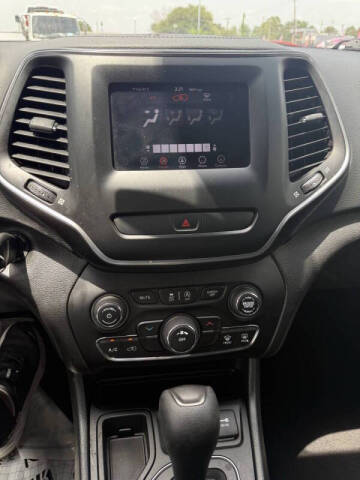 2019 Jeep Cherokee Latitude