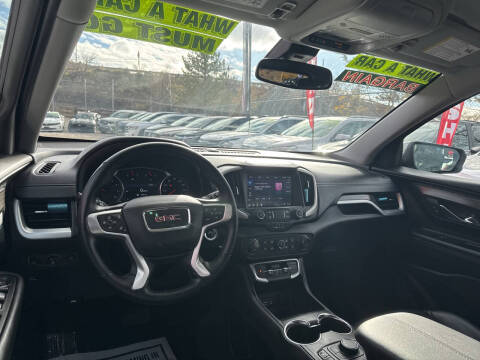 2024 GMC Terrain SLT