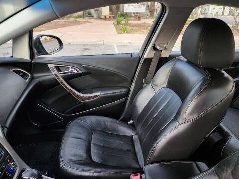 2012 Buick Verano Leather Group