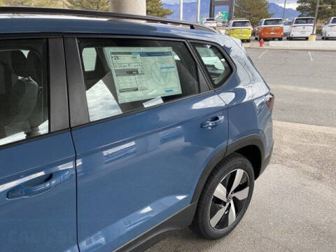 2026 Volkswagen Taos S 4Motion