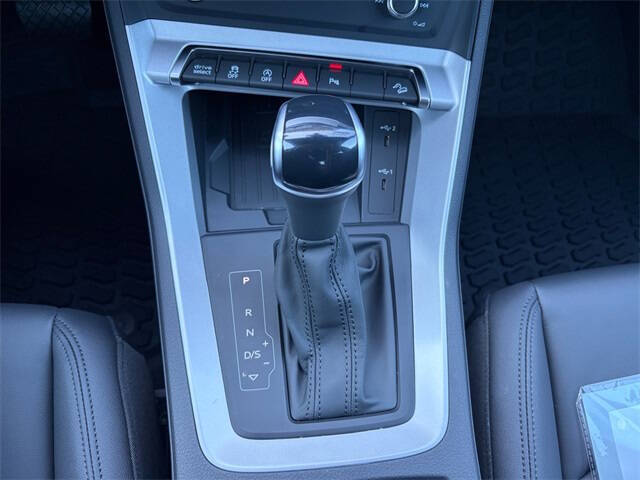 2025 Audi Q3 quattro S line Premium 45 TFSI