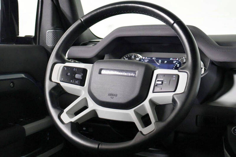 2023 Land Rover Defender 90 S