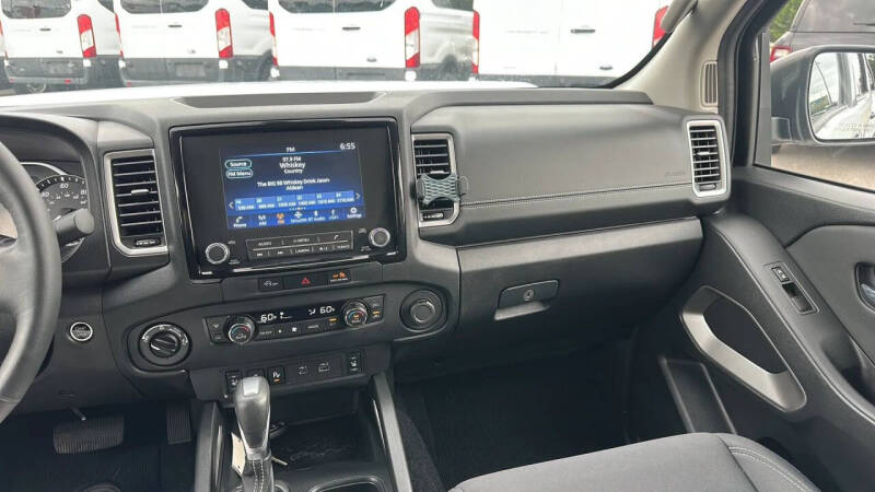 2024 Nissan Frontier