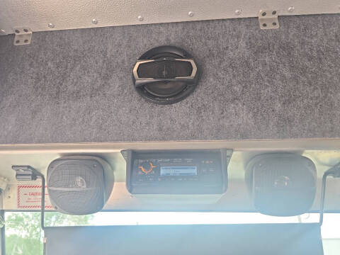 2015 Freightliner MT45 Chassis