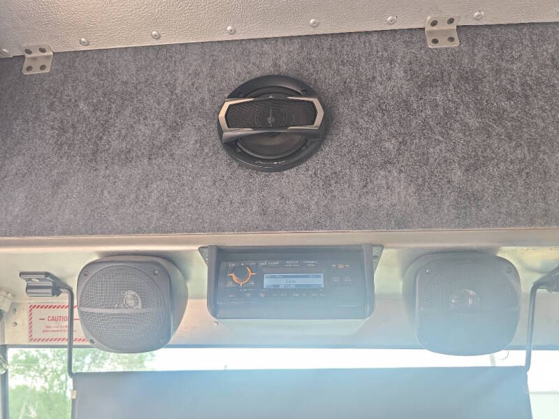 2015 Freightliner MT45 Chassis