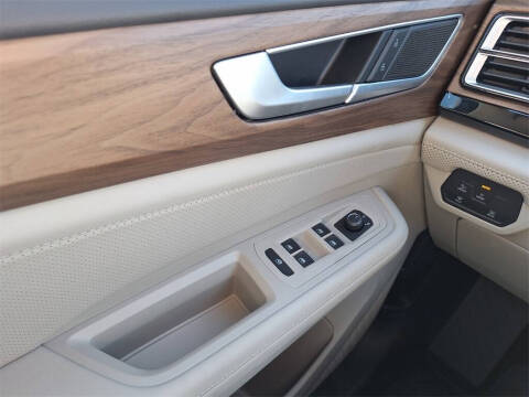 2026 Volkswagen Atlas SE