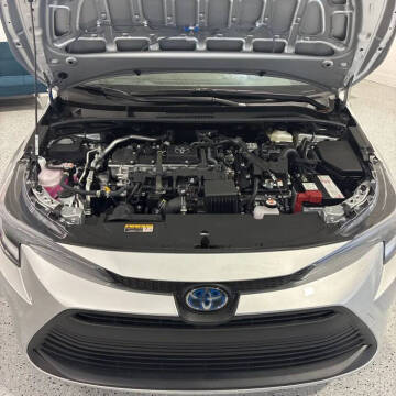 2025 Toyota Corolla Hybrid LE