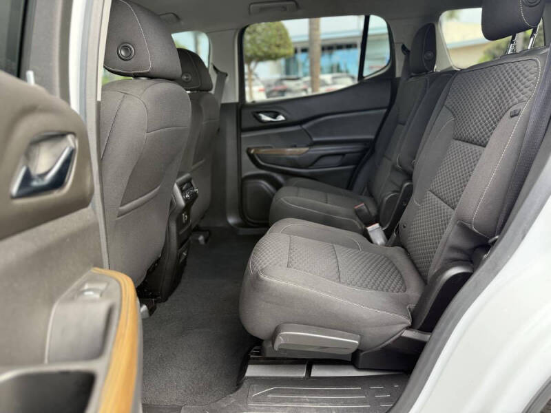 2019 GMC Acadia SLE-2